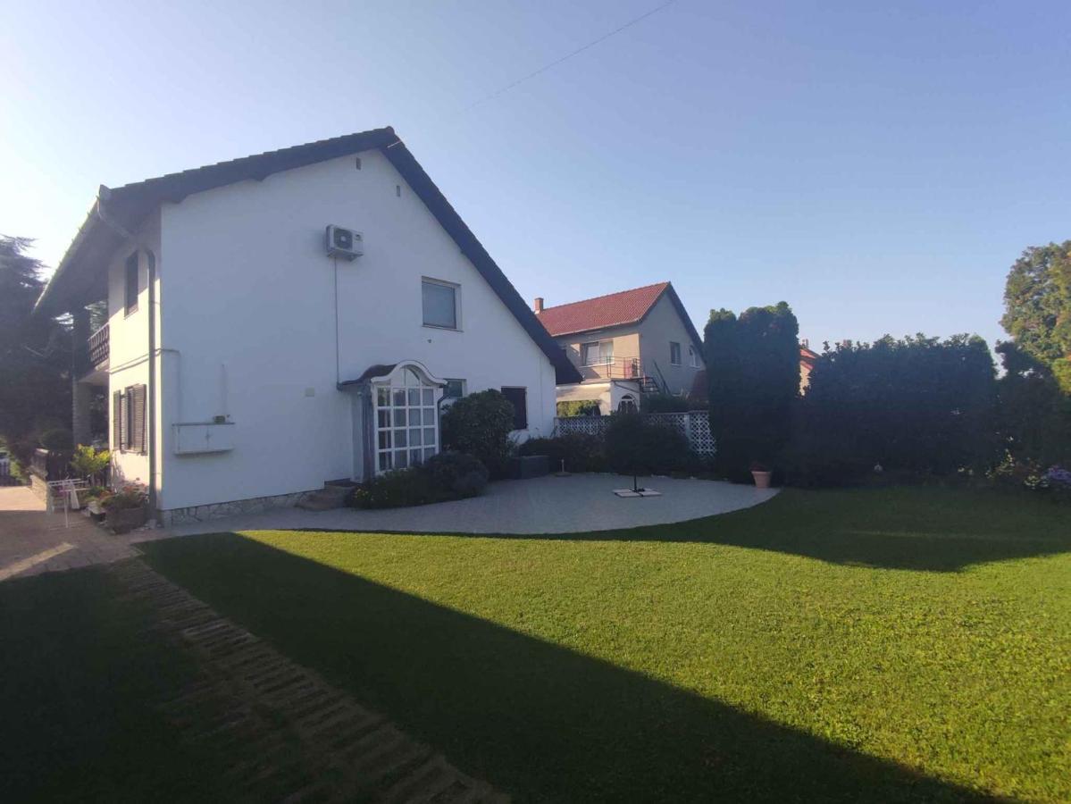 Holiday Home In Balatonboglar 45807 Екстериор снимка